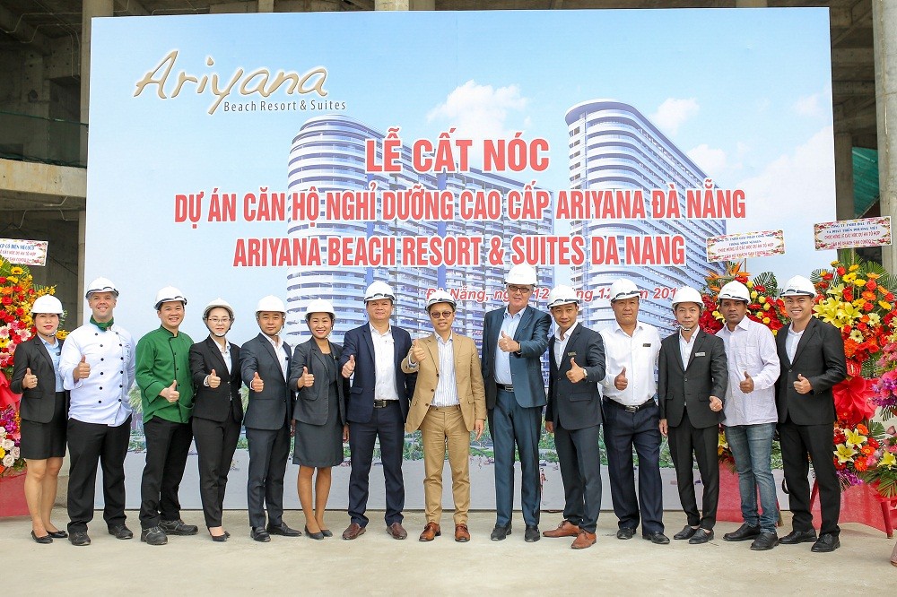Công ty Cổ phần Ariyana tổ chức lễ cất nóc dự án Ariyana Beach Resort Suites Danang .