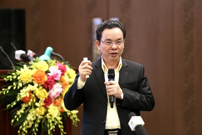 GS.TS Hoàng Văn Cường tham luận tại Hội thảo