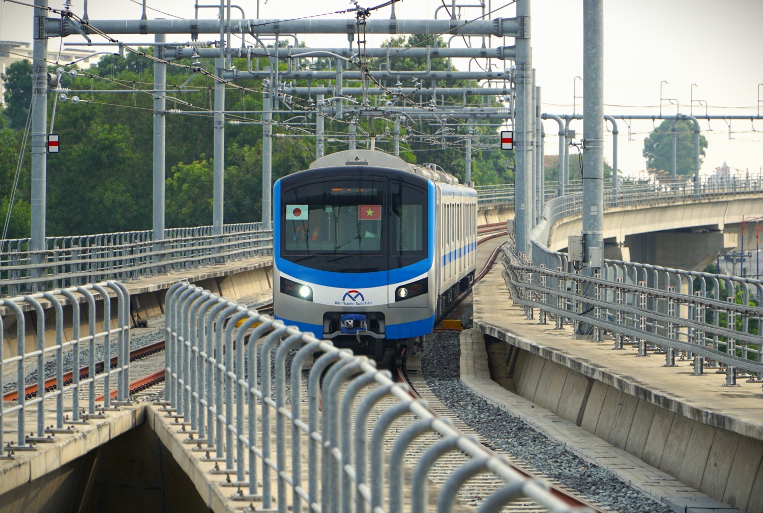 [Chùm ảnh] Toàn cảnh tuyến Metro số 1 TP HCM