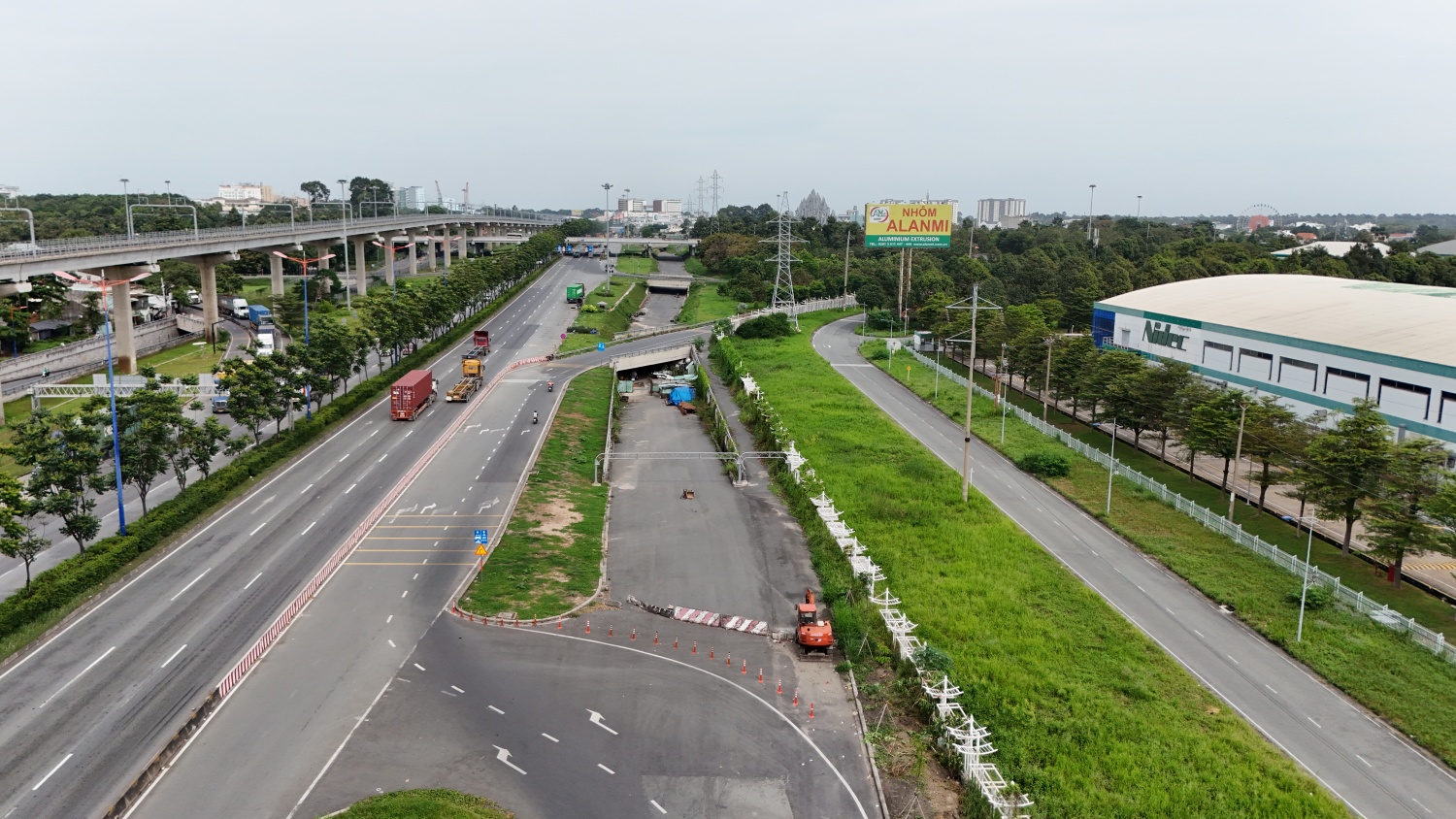 Hình ảnh gần 1km hầm chui phía Đông TP HCM 8 năm chưa hoàn thành