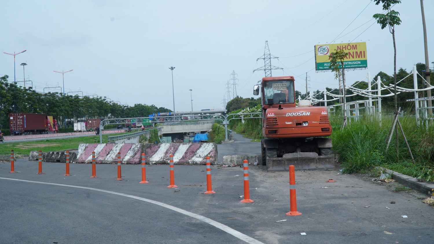 Hình ảnh gần 1km hầm chui phía Đông TP HCM 8 năm chưa hoàn thành