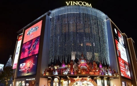 Chạm mốc lợi nhuận 1.177 tỷ đồng trong quý I, Vincom Retail (VRE) lên kế hoạch lãi kỷ lục gần 10.000 tỷ năm 2025