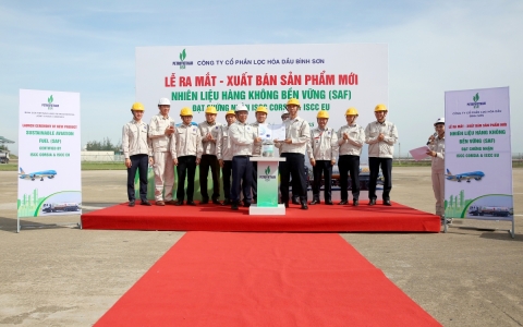 BSR xuất bán lô sản phẩm mới Nhiên liệu hàng không bền vững (SAF)