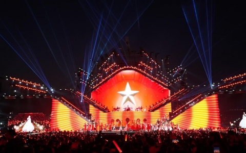“V-Concert Rạng rỡ Việt Nam”: “Đêm huyền thoại” kích hoạt thành phố Expo đầu tiên tại Việt Nam