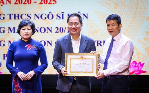 Tập đoàn T&T Group vinh dự nhận bằng khen của UBND thành phố Hà Nội