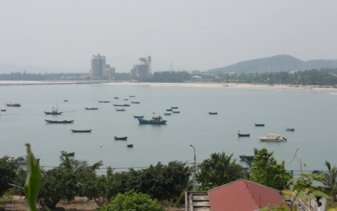 Công ty Phú Xuân: Hiệu quả sử dụng vốn yếu, trúng thầu 2 dự án cảng biển lớn nhất nước