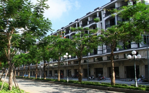 Giá rao bán nhà phố Hà Nội và TP HCM đã tăng 10%