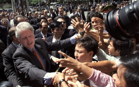 Chuyện bảo vệ Tổng thống Mỹ Bill Clinton năm 2000