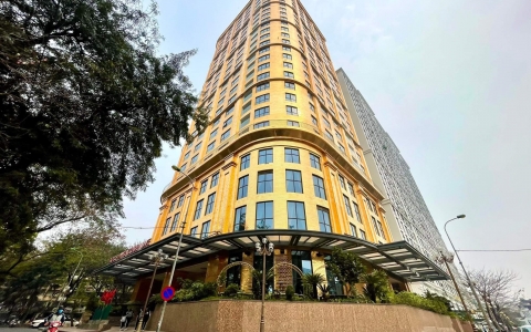 Đại gia Đường “bia” hủy kế hoạch bán khách sạn dát vàng 250 triệu USD ở Hà Nội