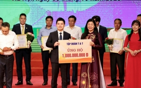 T&T Group ủng hộ 1 tỷ đồng cho Quỹ “Vì người nghèo” thành phố Hà Nội