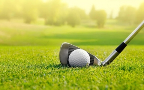 Chi phí cho một khách chơi golf tiêu tốn bao nhiêu?￼